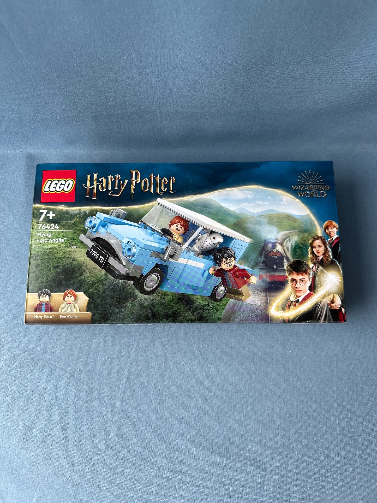 LEGO Harry Potter. Flying Ford Anglia. 76424