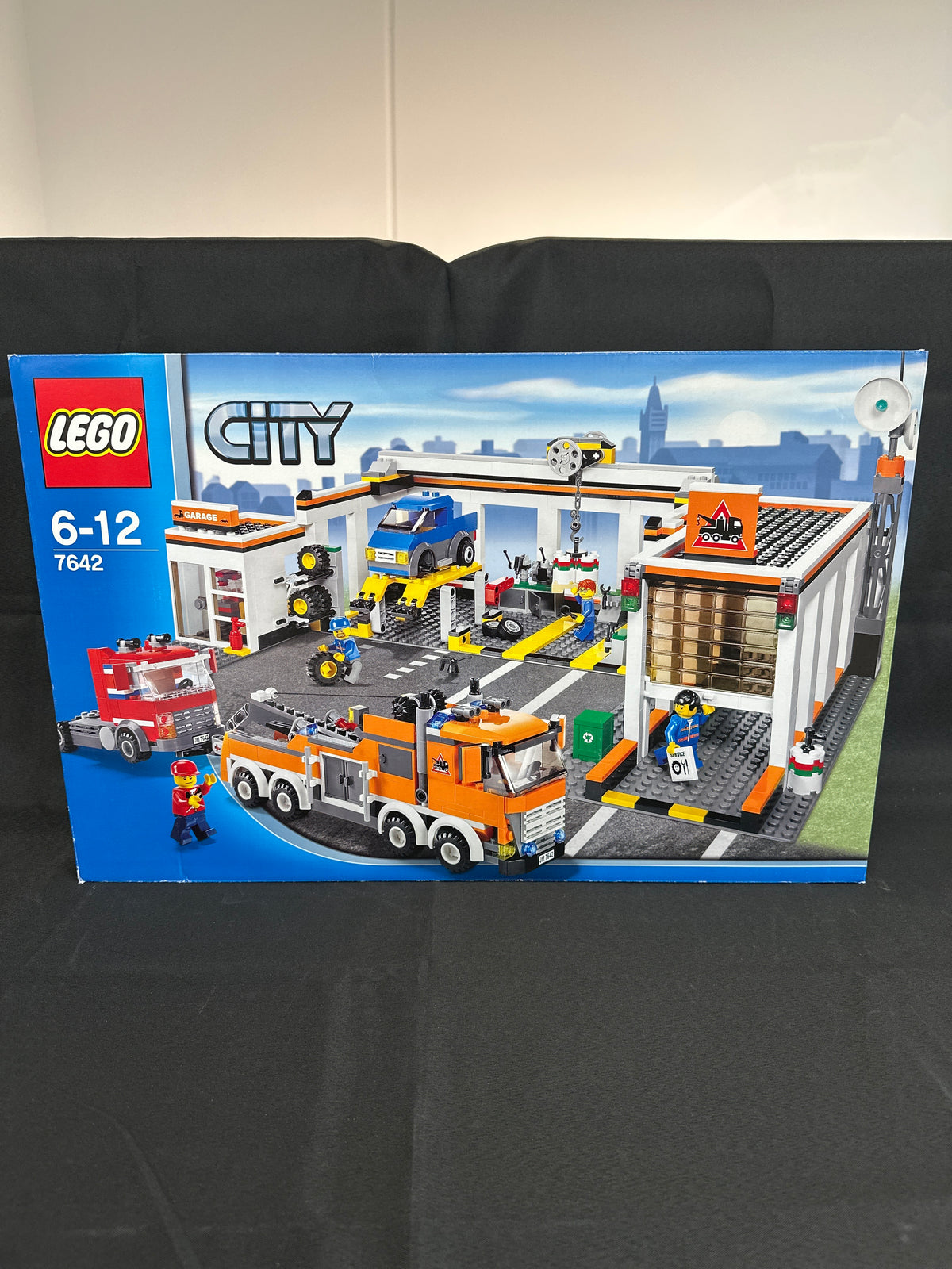 LEGO City. Garage. 7642