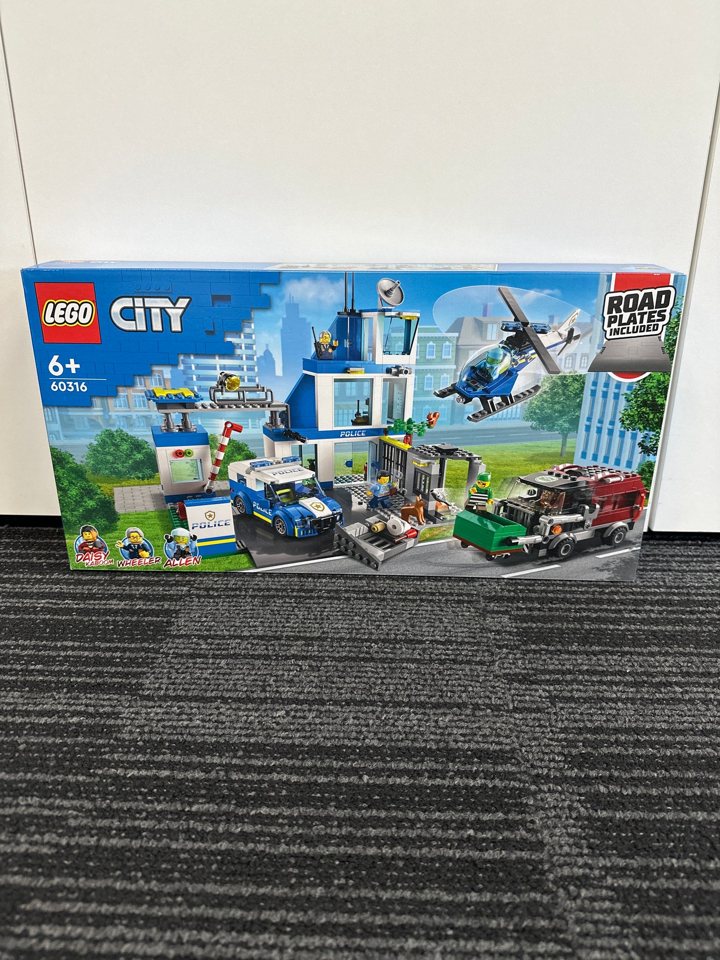 LEGO City. Police Station. 60316