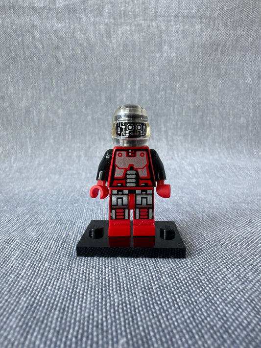 LEGO Space Minifigure. Spyrius Droid (major Kartofski). sp041