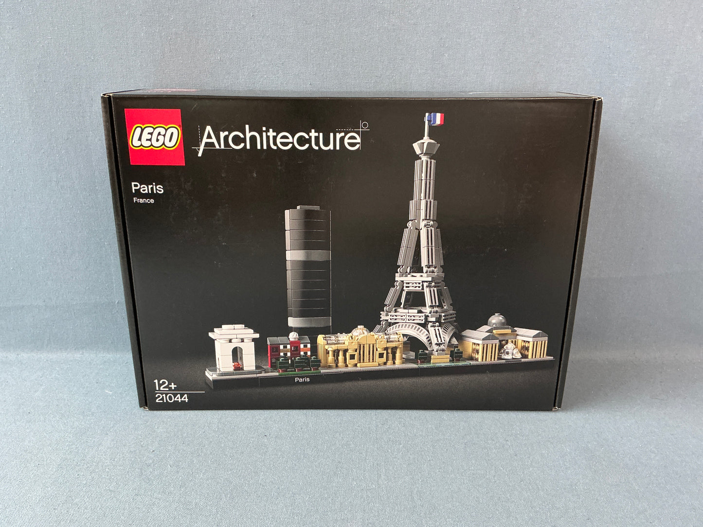 LEGO Architecture. Paris. 21044