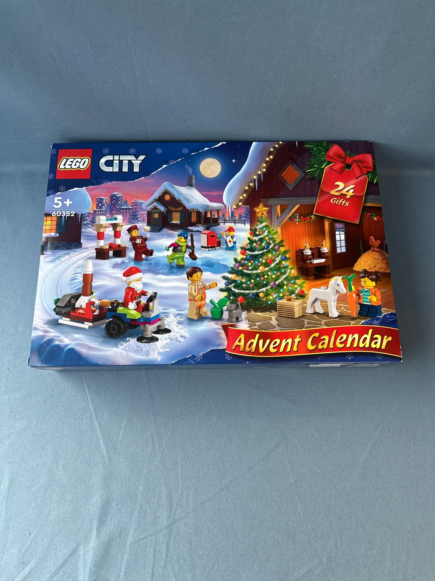 LEGO City. 2022 Advent Calendar. 60352