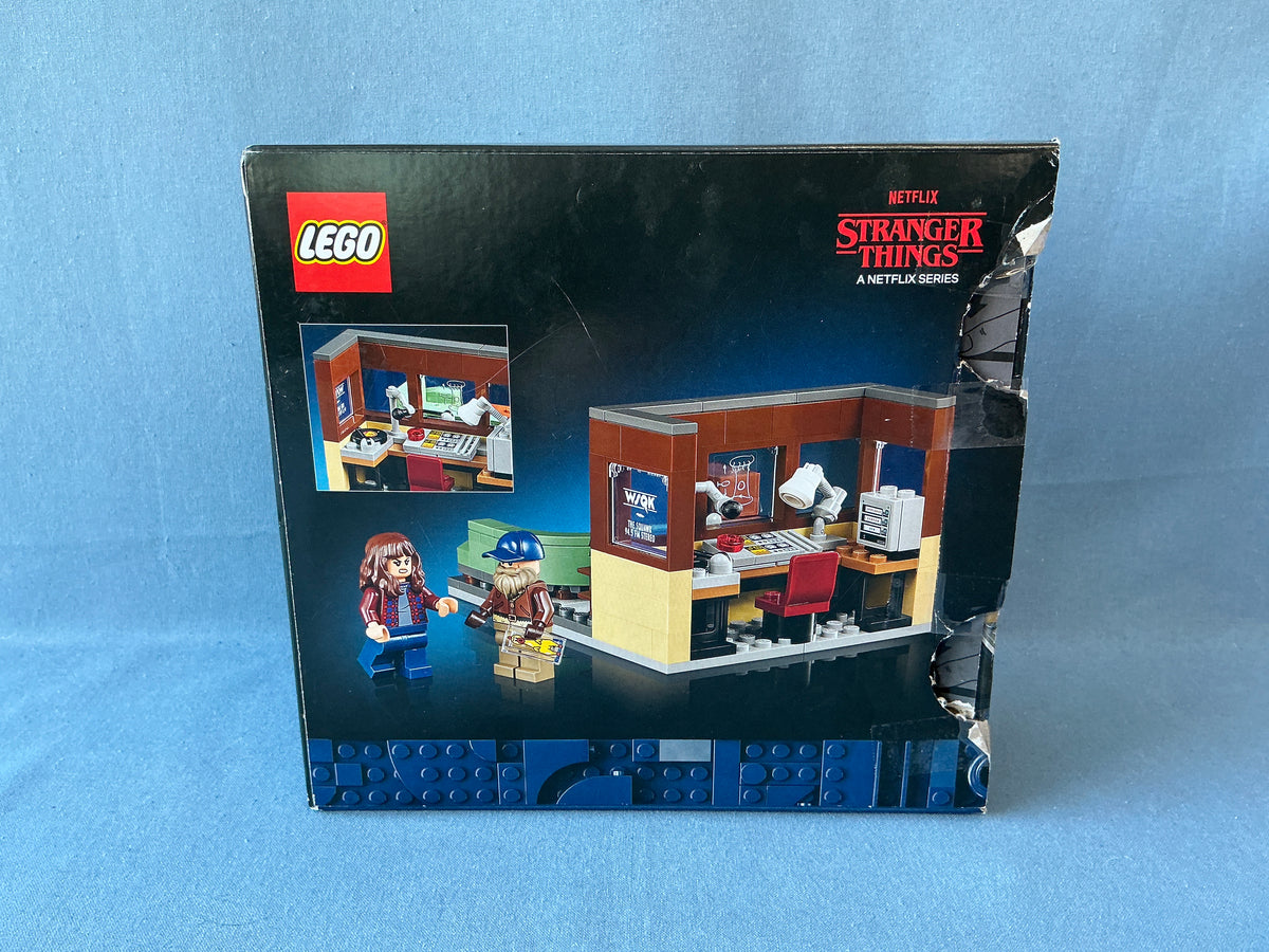LEGO Stranger Things. WSQK Radio Station. 40891. Used
