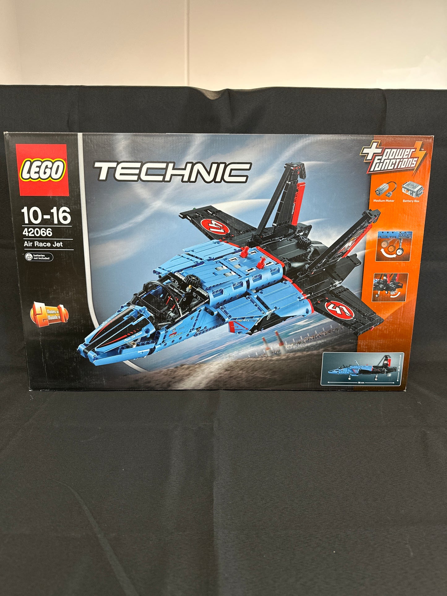 LEGO Technic. Air Race Jet. 42066.