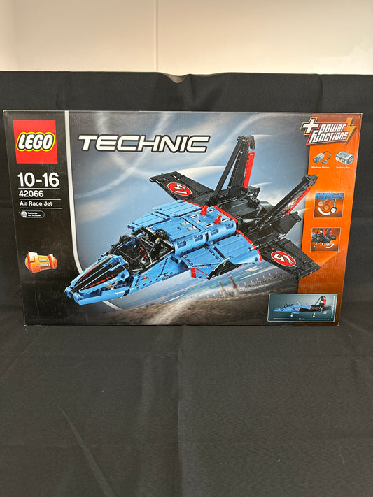 LEGO Technic. Air Race Jet. 42066.