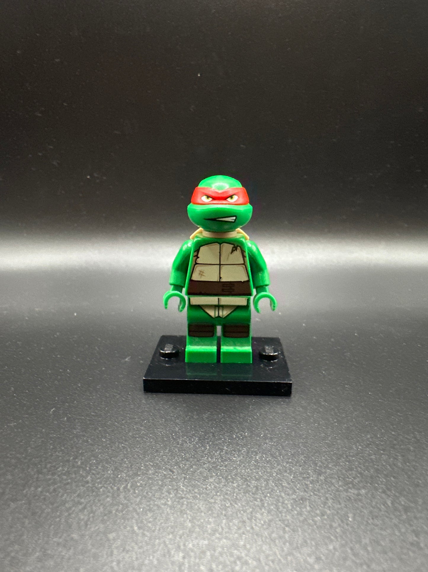 LEGO Teenage Mutant Ninja Turtles Minifigure. Raphael gritted teeth. tnt037
