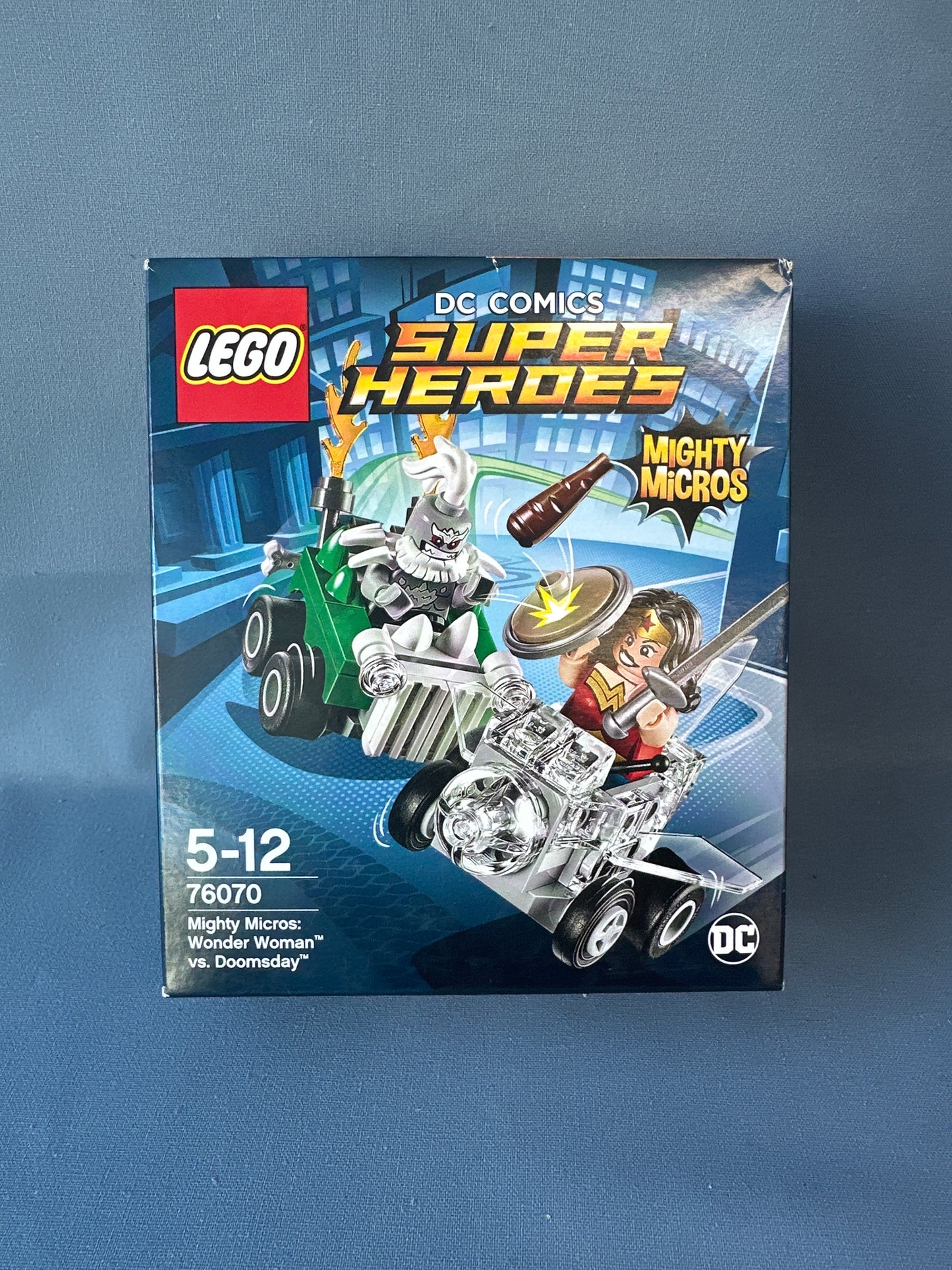 LEGO Super Heroes. Mighty Micros. Wonder Woman bs Doomsday. 76070
