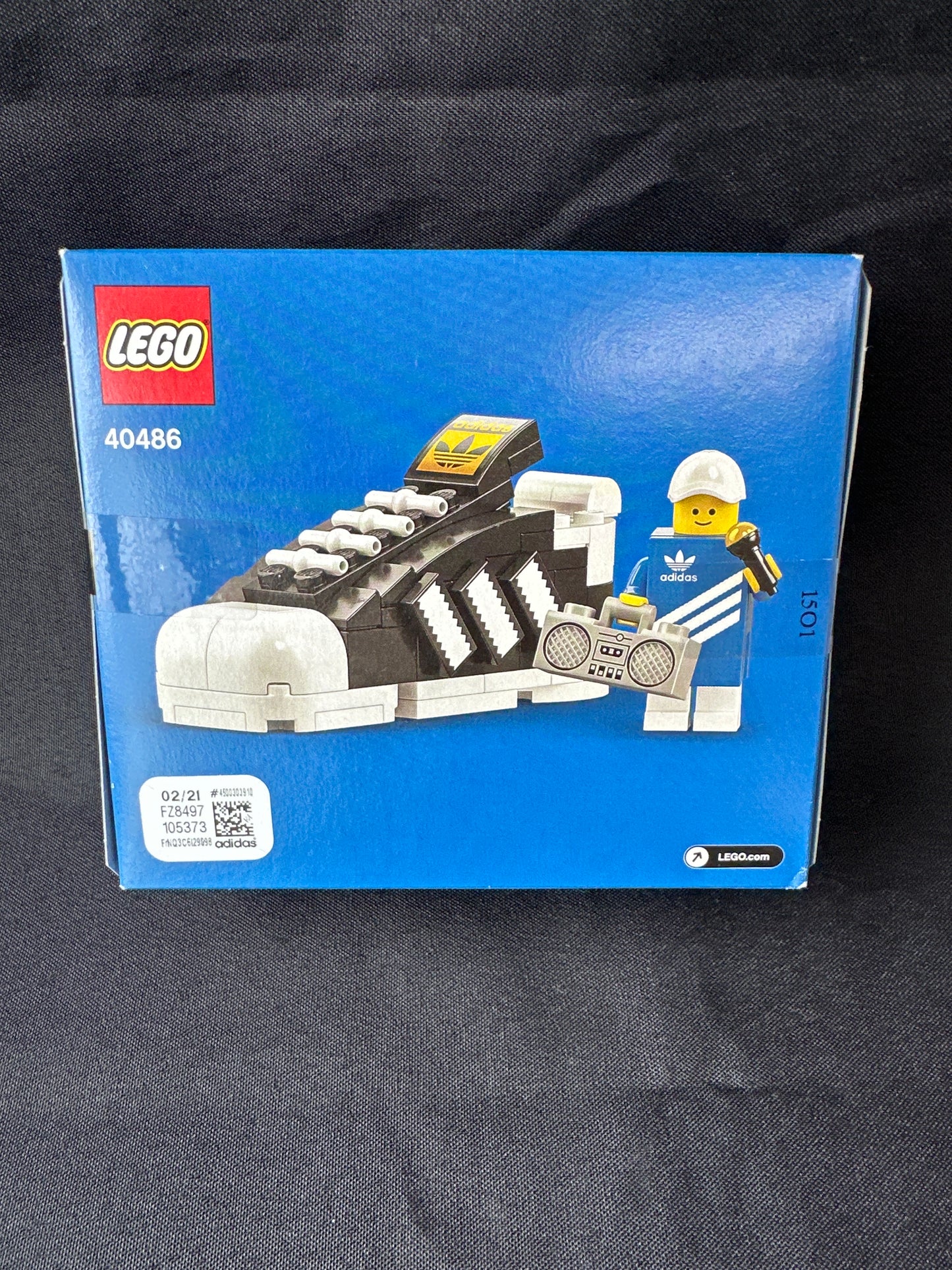 LEGO. Mini Adidas Originals Superstar. 40486. New