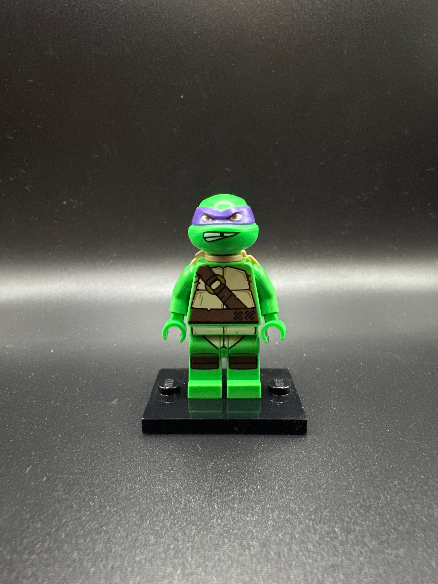 LEGO Teenage Mutant Ninja Turtles Minifigure. Donatello gritted teeth. tnt017