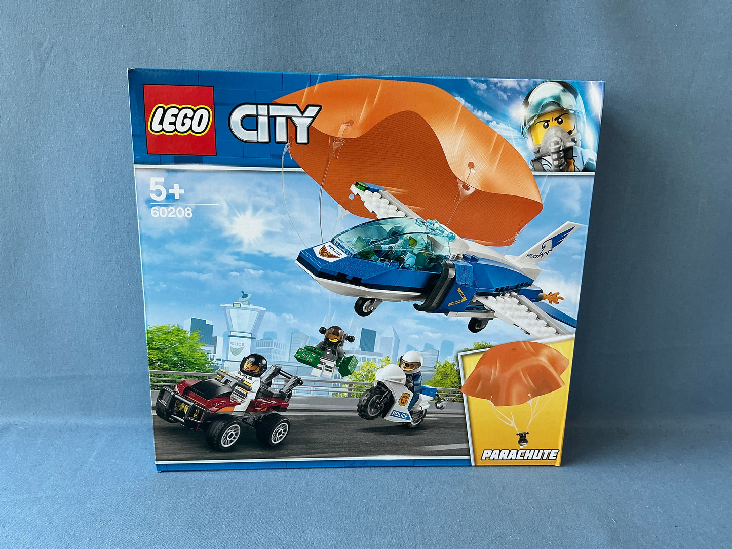 LEGO City. Sky Police Parachute Arrest. 60208