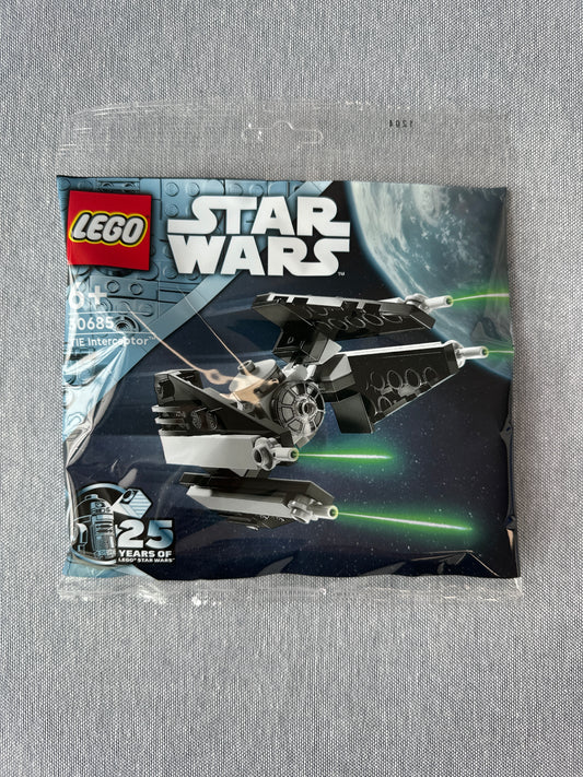 LEGO Star Wars. TIE Interceptor polybag. 30685