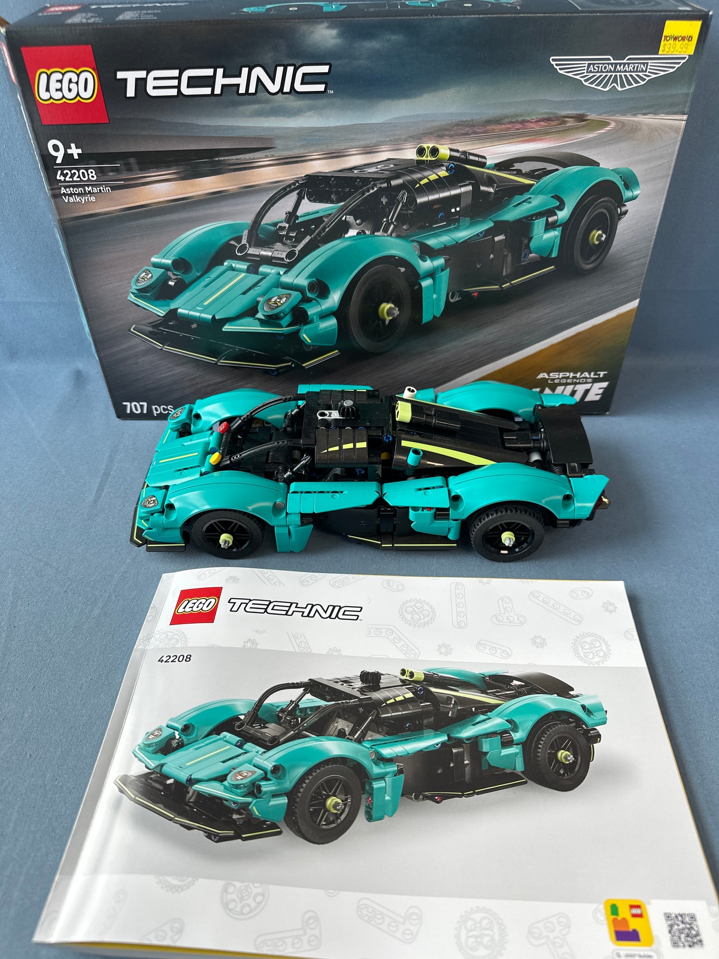 LEGO Technic. Aston Martin Valkyrie. 42208. (Used)