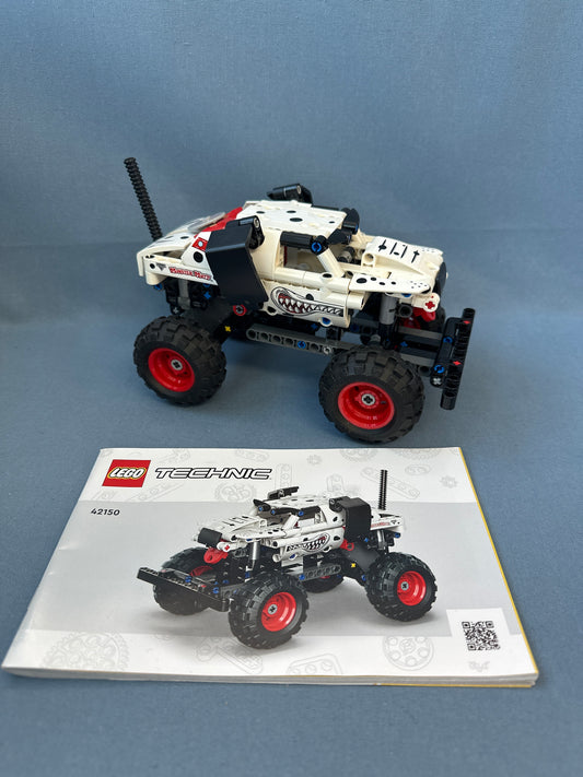 LEGO Technic. Monster Jam - Monster Mutt Dalmatian. 42150. (used)