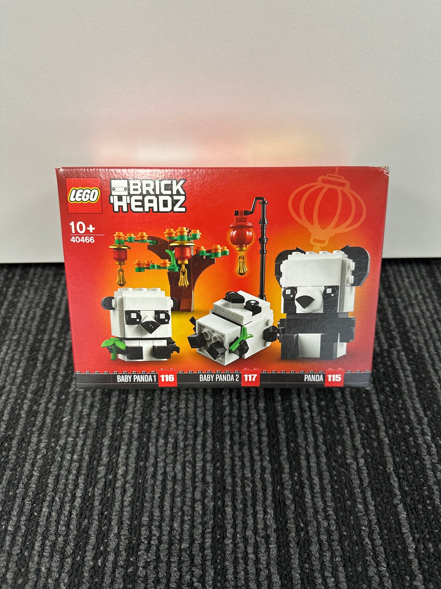 LEGO Brick Headz. Panda and baby panda. 40466
