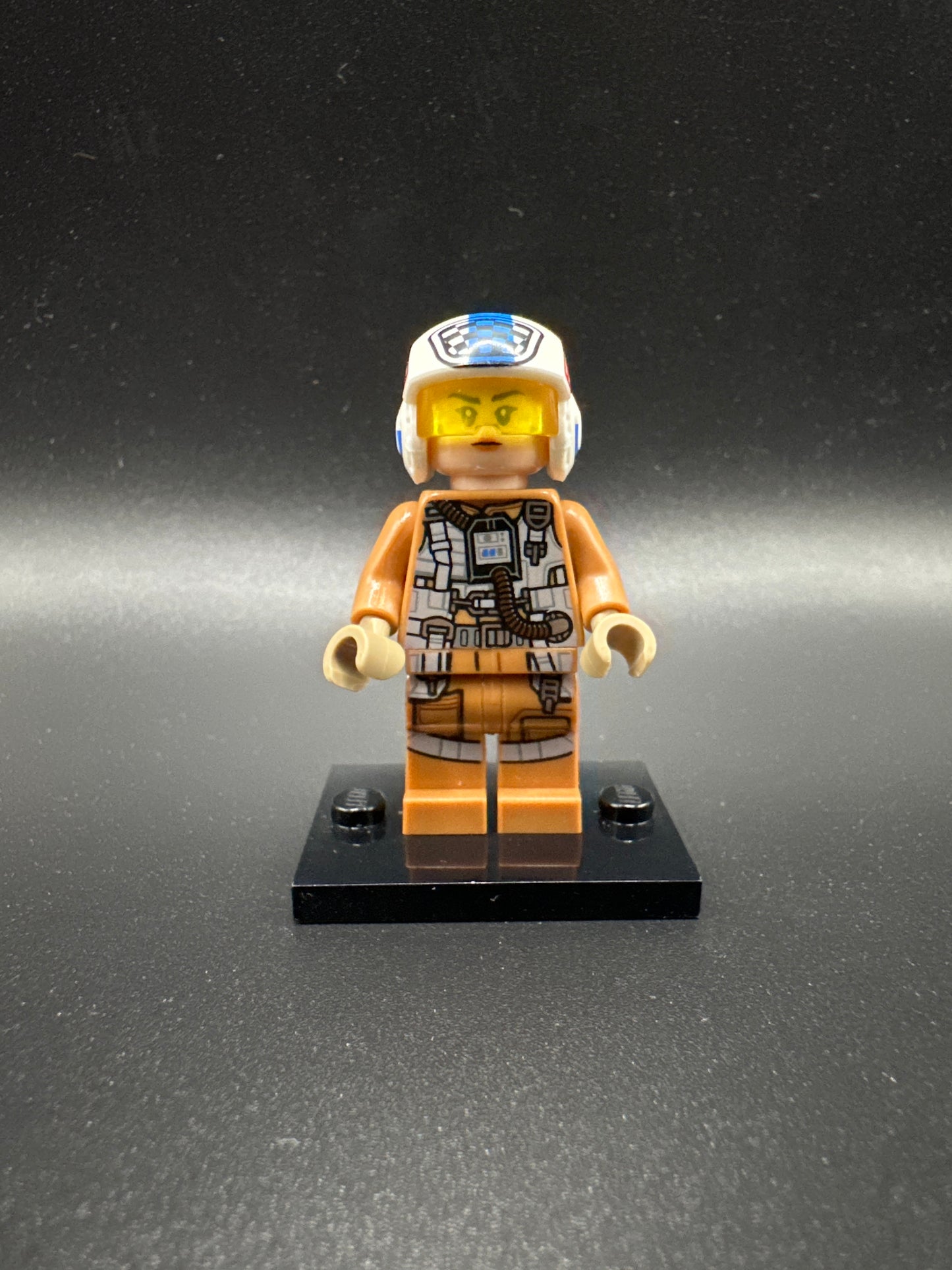 LEGO Star Wars Minifigure. Resistance Gunner Paige. sw0864