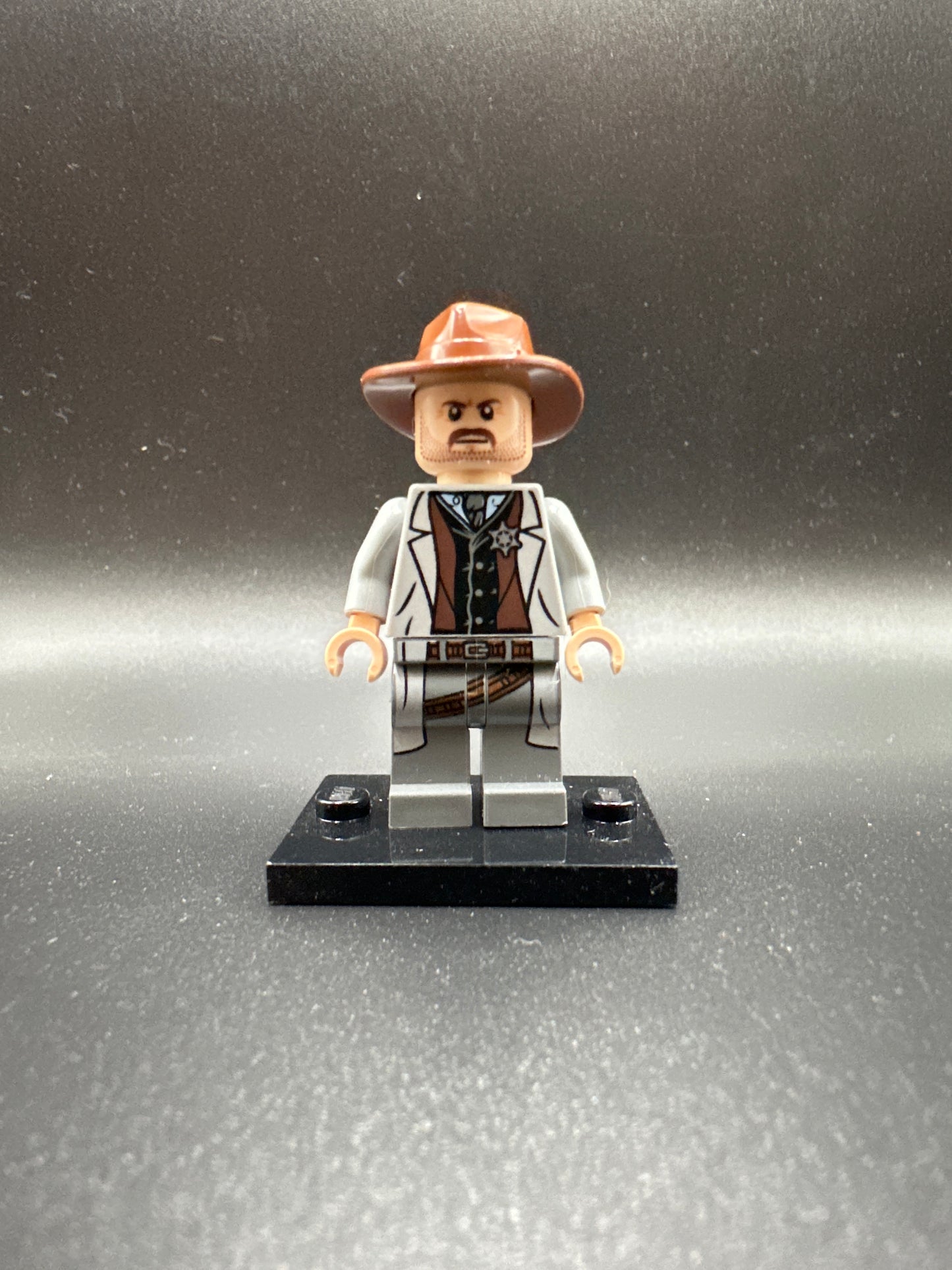 LEGO The Lone Ranger Minifigure. Dan Reid. tlr004