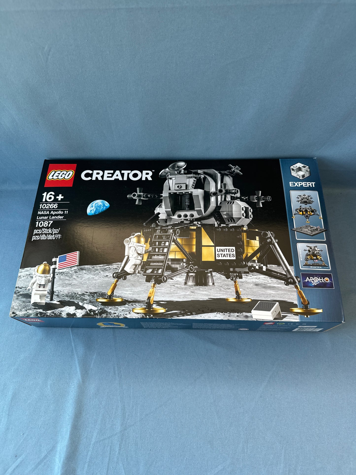 LEGO Creator expert. NASA Apollo 11 Lunar Lander. 10266