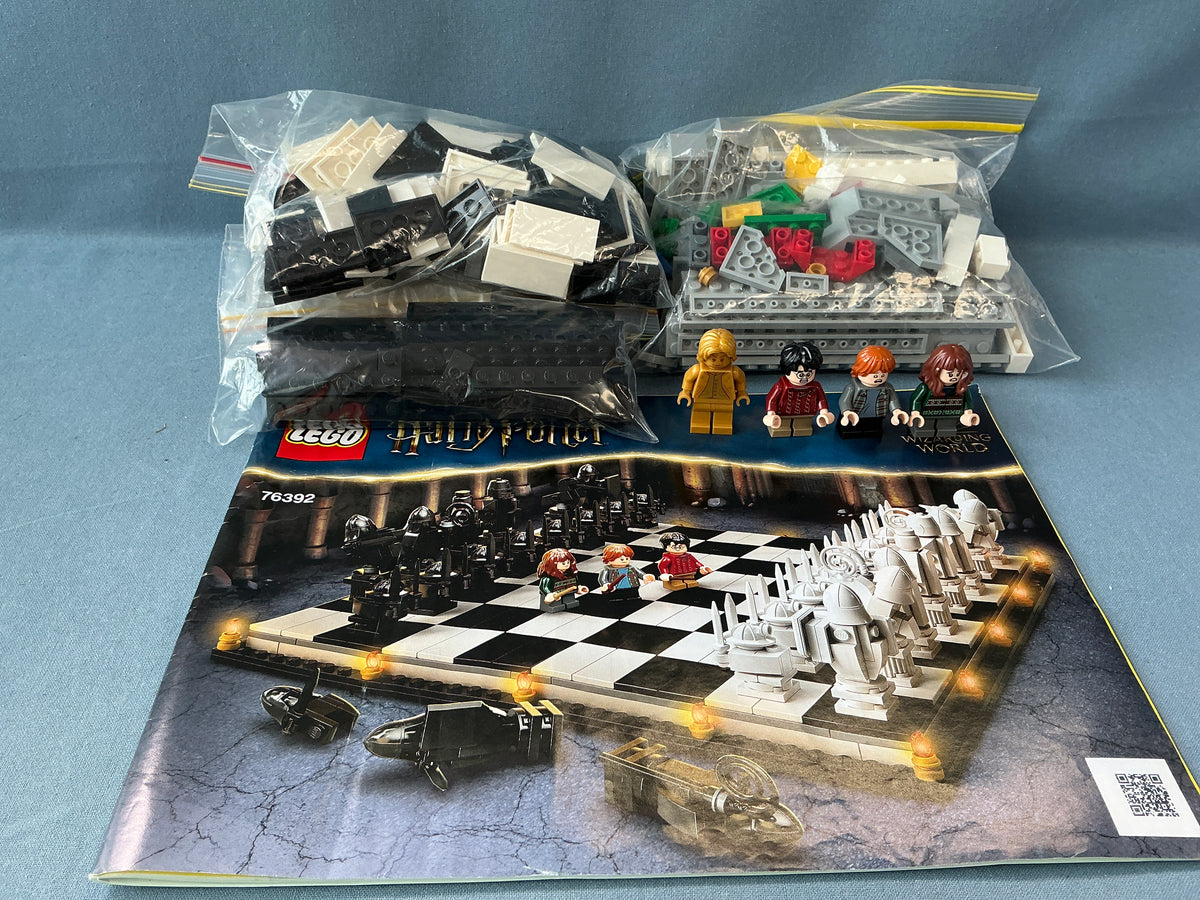 LEGO Harry Potter. Hogwarts Wizard’s Chess. 76392. Used