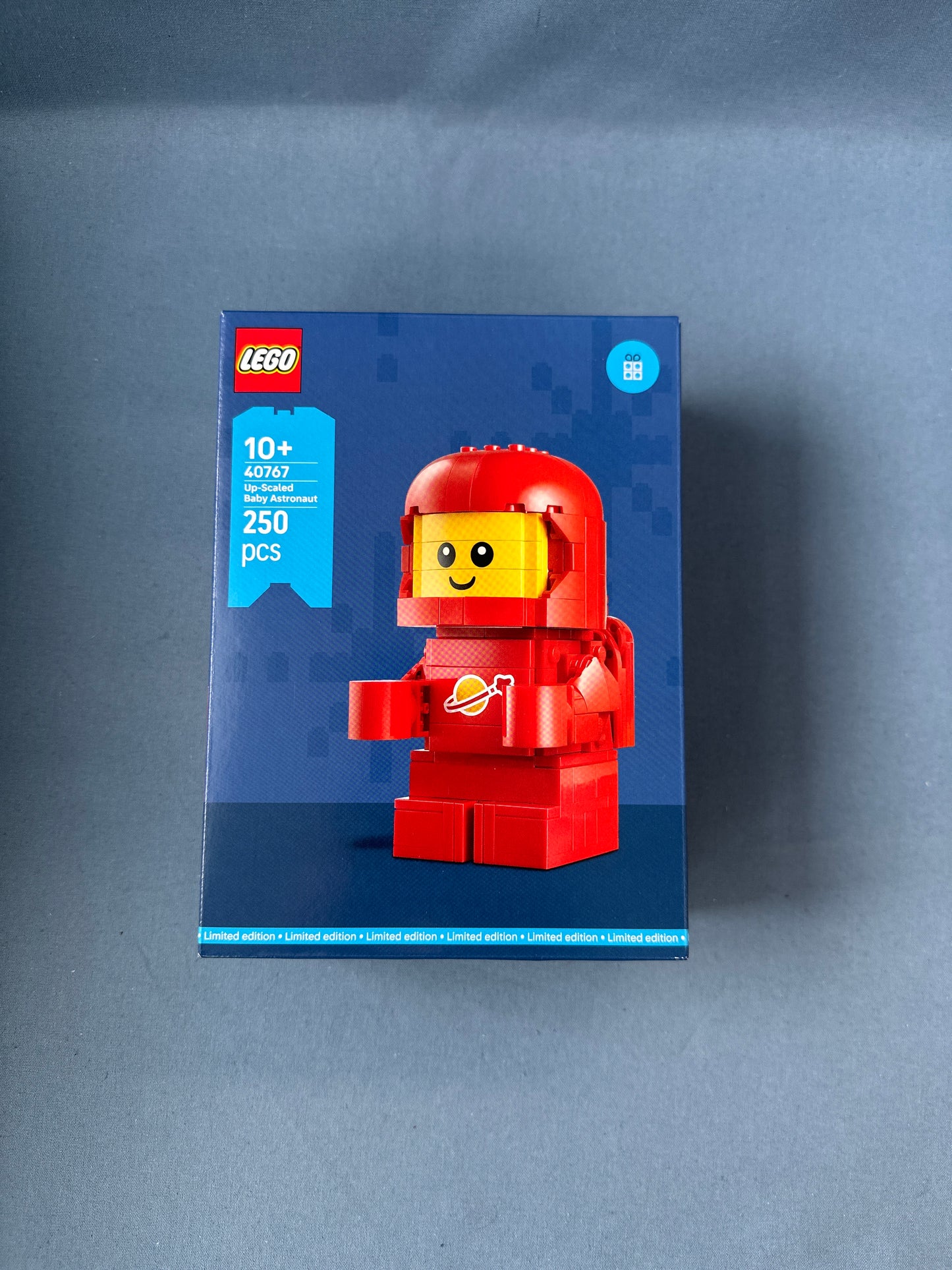 LEGO exclusive. Up Scaled Baby Astronaut. 40767