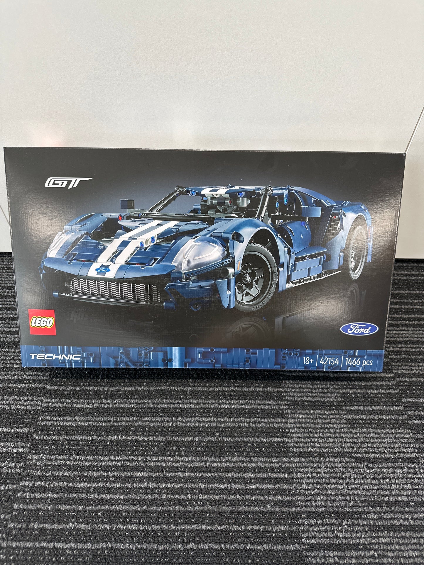 LEGO Technic. Ford GT. 42154.
