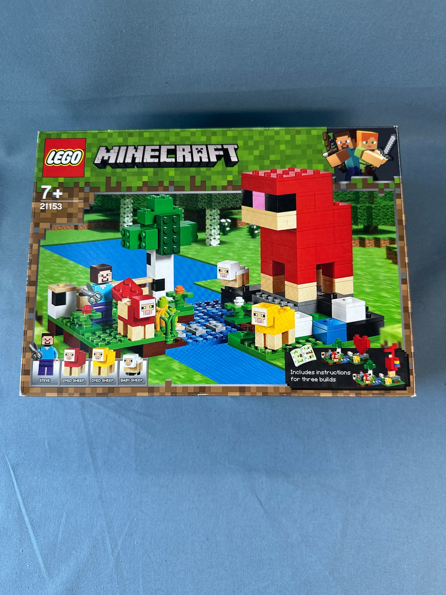 LEGO. Minecraft. The Wool Farm. 21153. (Used)
