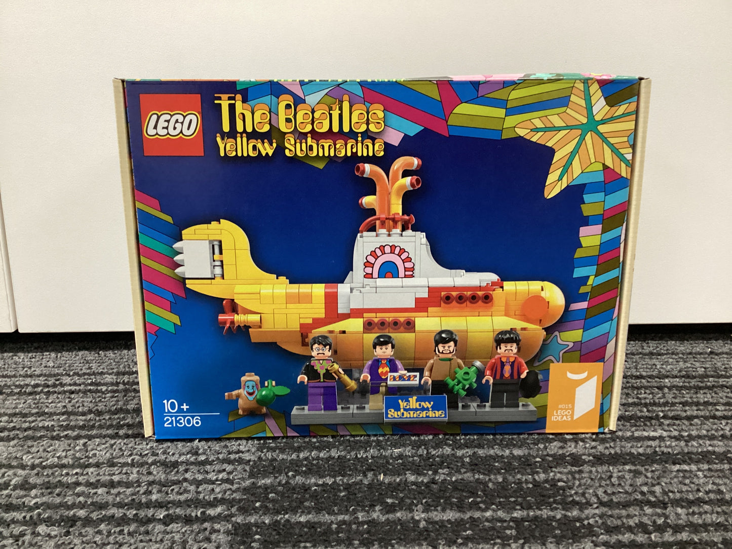 LEGO Ideas. Yellow Submarine. 21306
