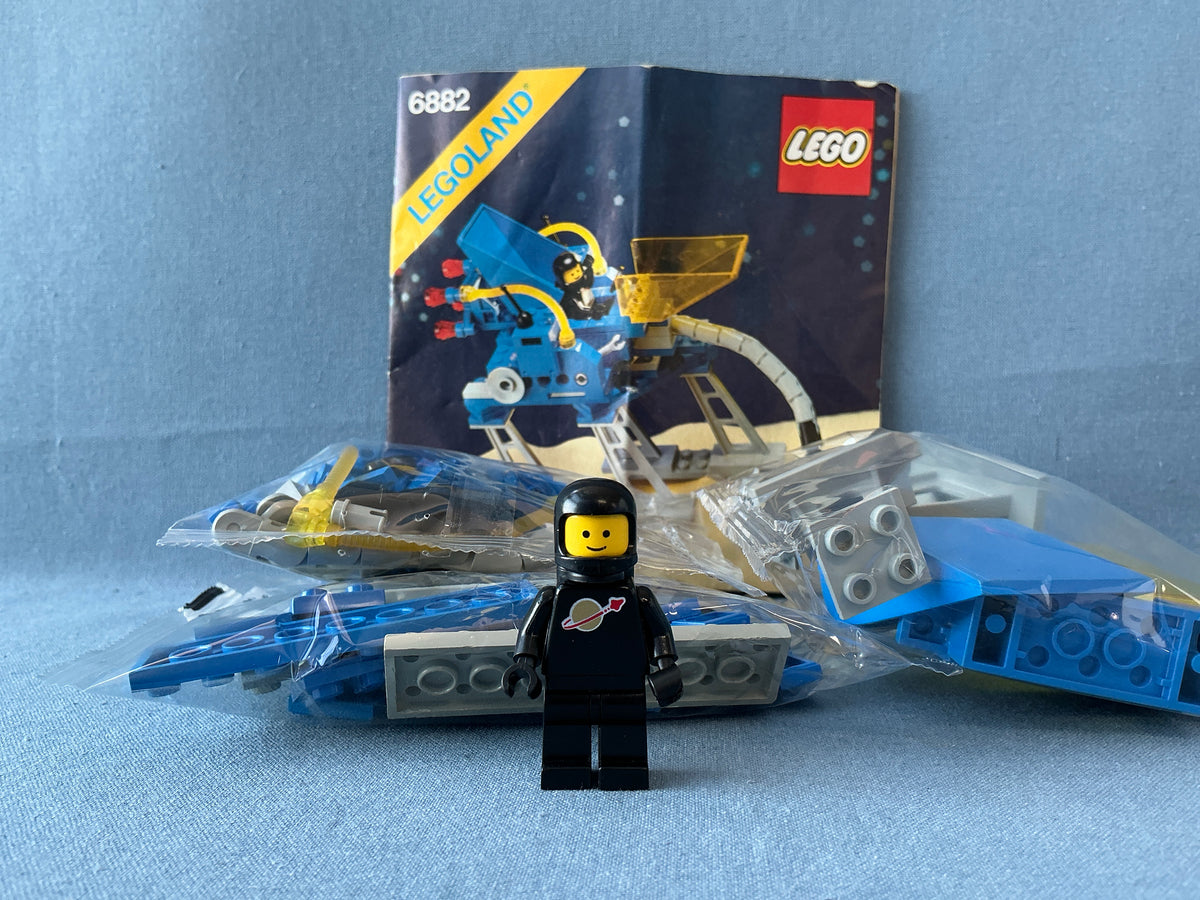 LEGO Classic Space. Walking Astro Grappler. 6882. Used