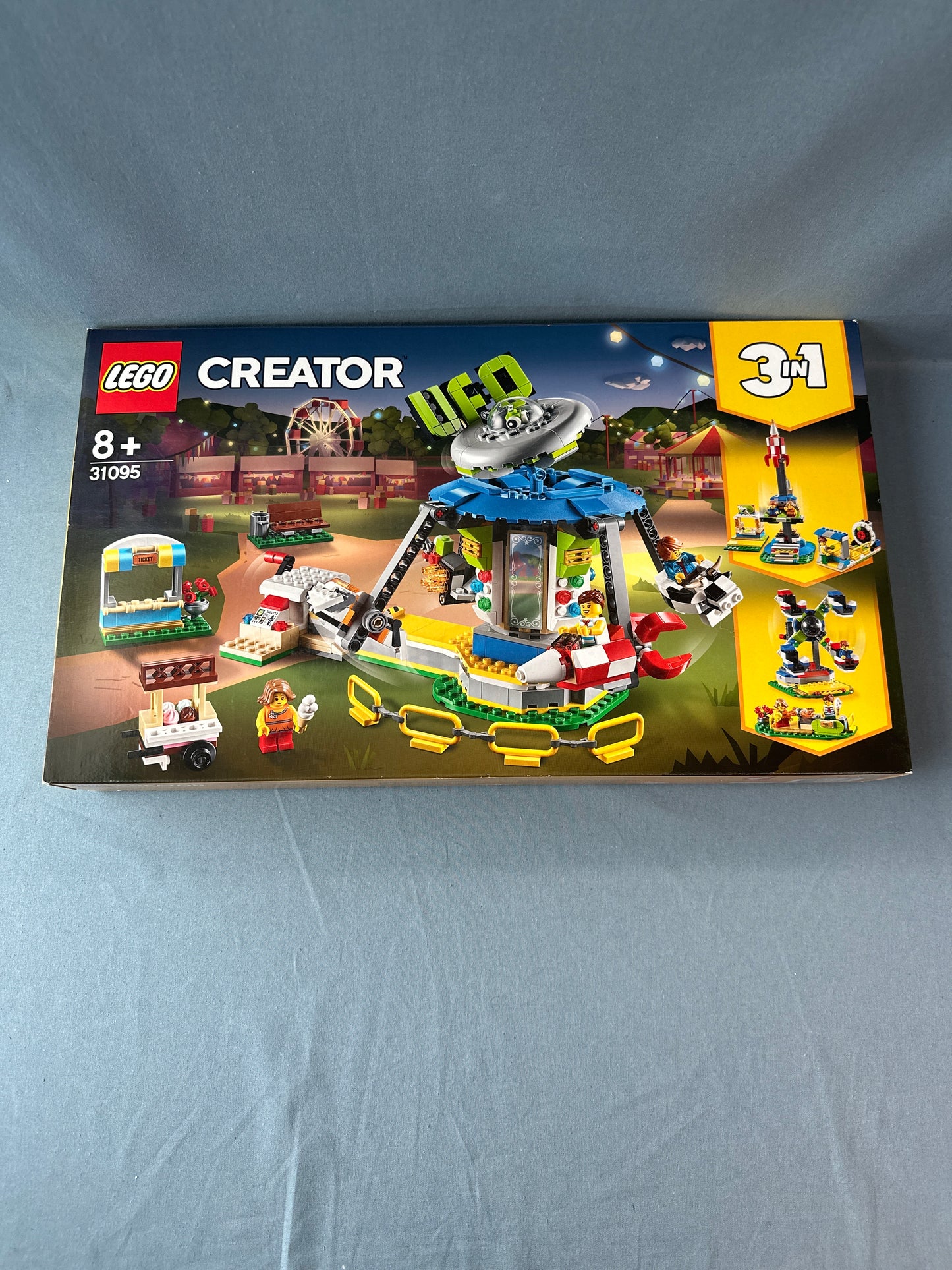 LEGO Creator. Fairground Carousel. 31095