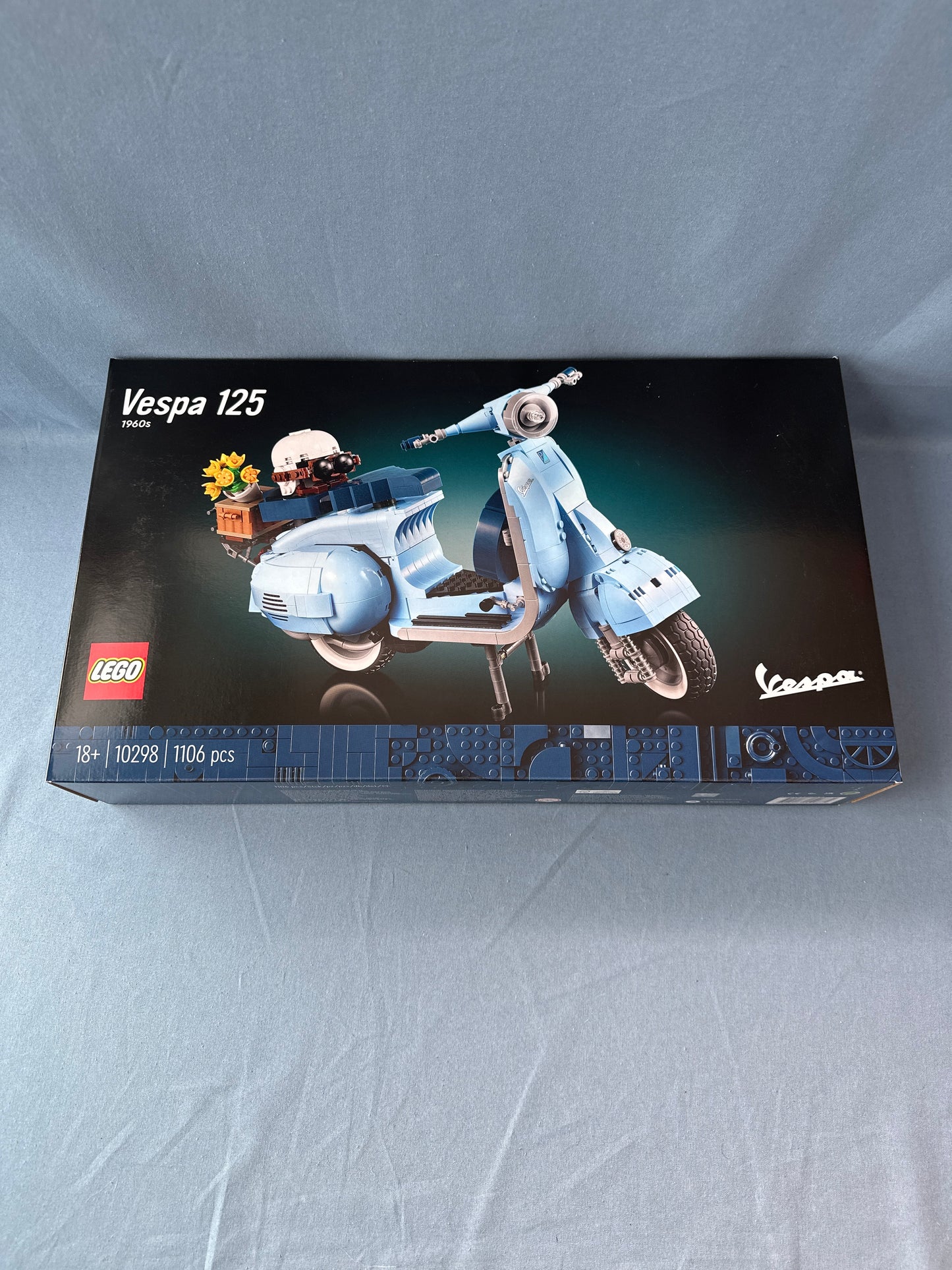 LEGO Creator. Vespa 125. 10298