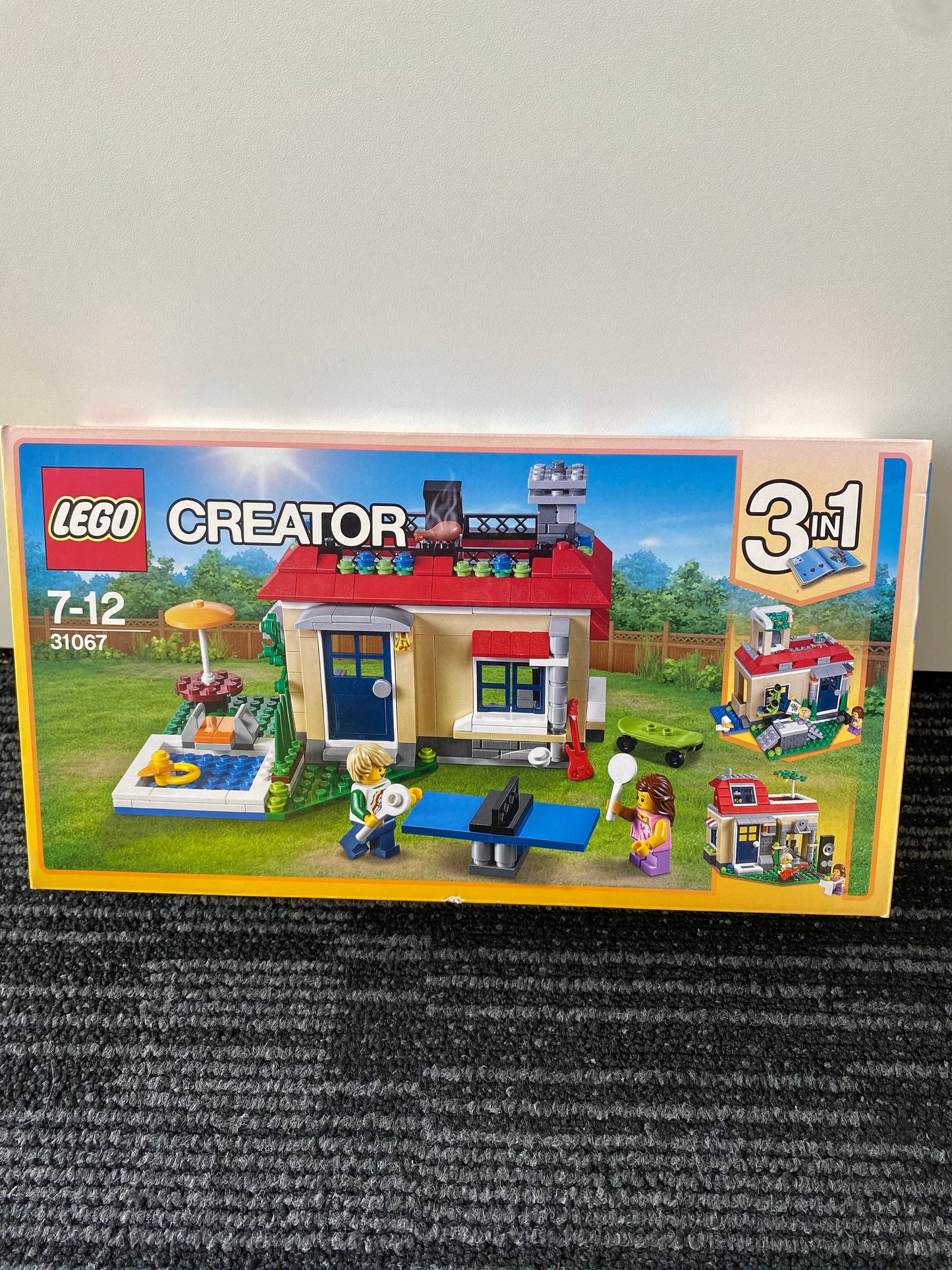 LEGO Creator. Modular Poolside Holiday. Creator 3 in 1. 31067.