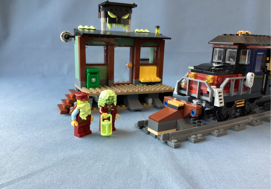 LEGO. Hidden Side. Ghost Train Express. 70424. (Used)