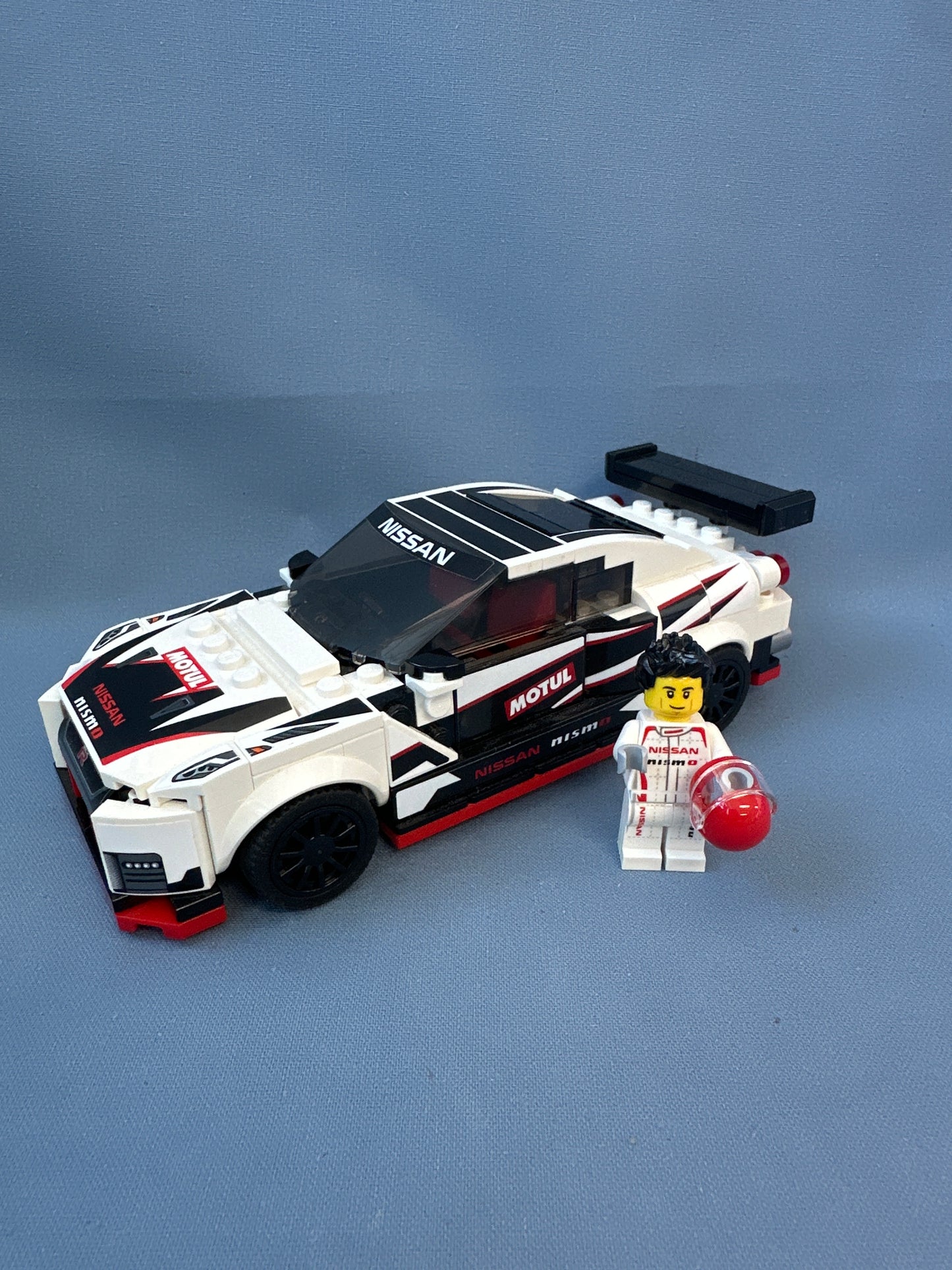 LEGO Speed Champions. Nissan GT-R NISMO. 76896. (used)