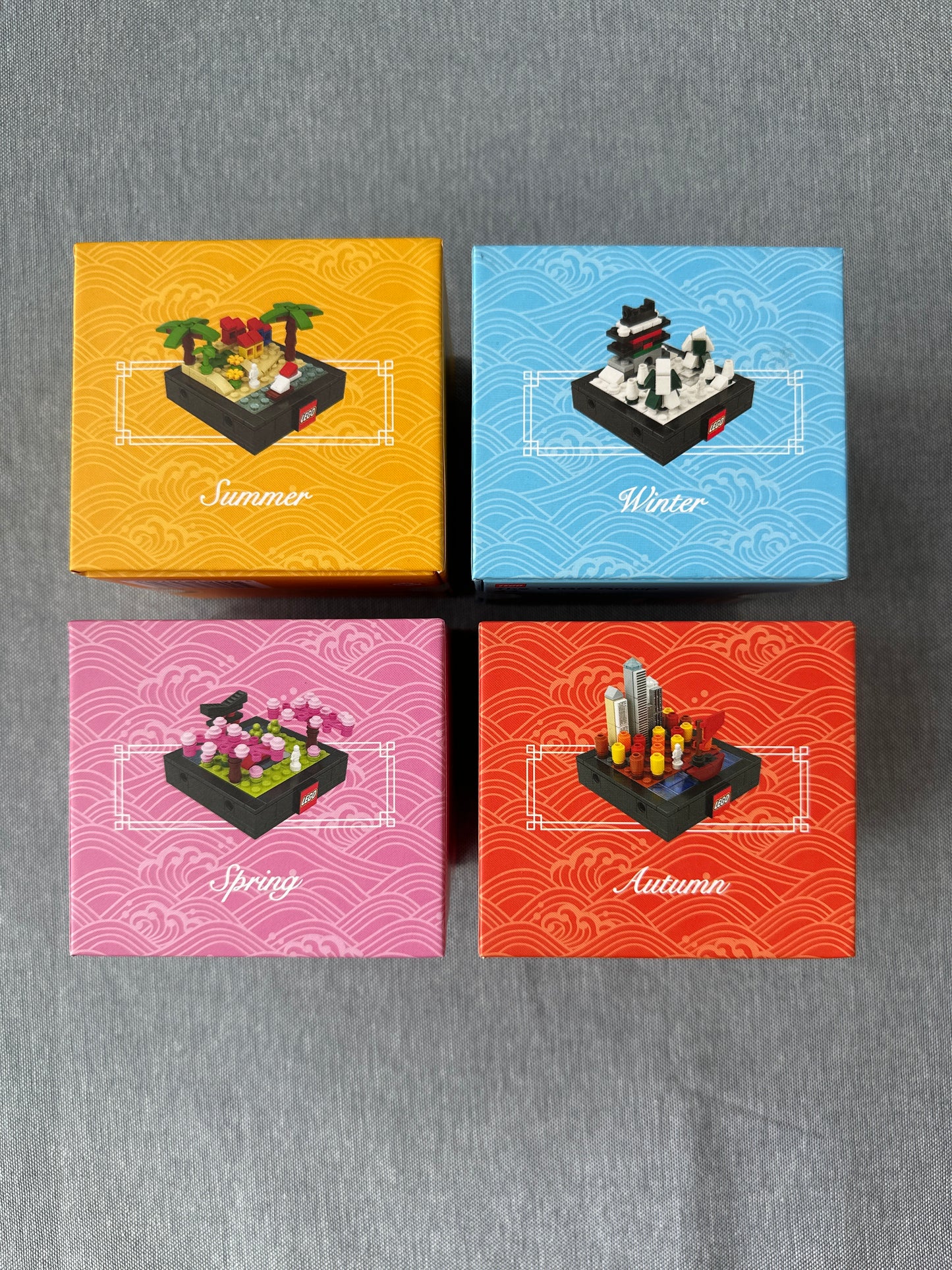 LEGO exclusive. 2019 Bricktober seasons. Full set