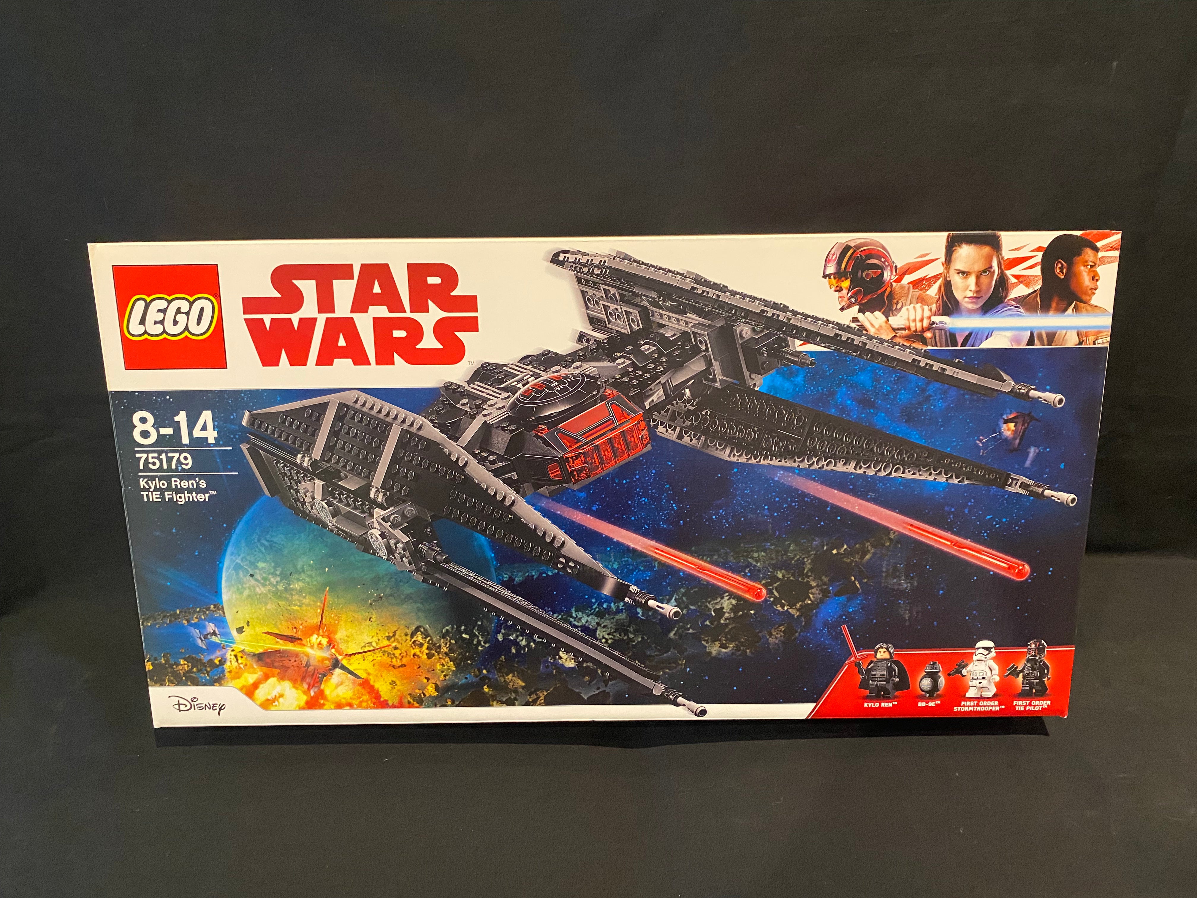 Lego Star Wars Kylo offers Ren’s TIE Fighter