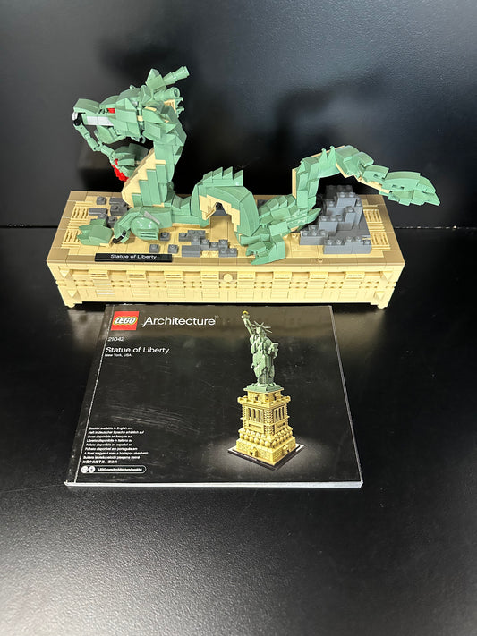 LEGO Architecture. Statue of Liberty. 21042. Used