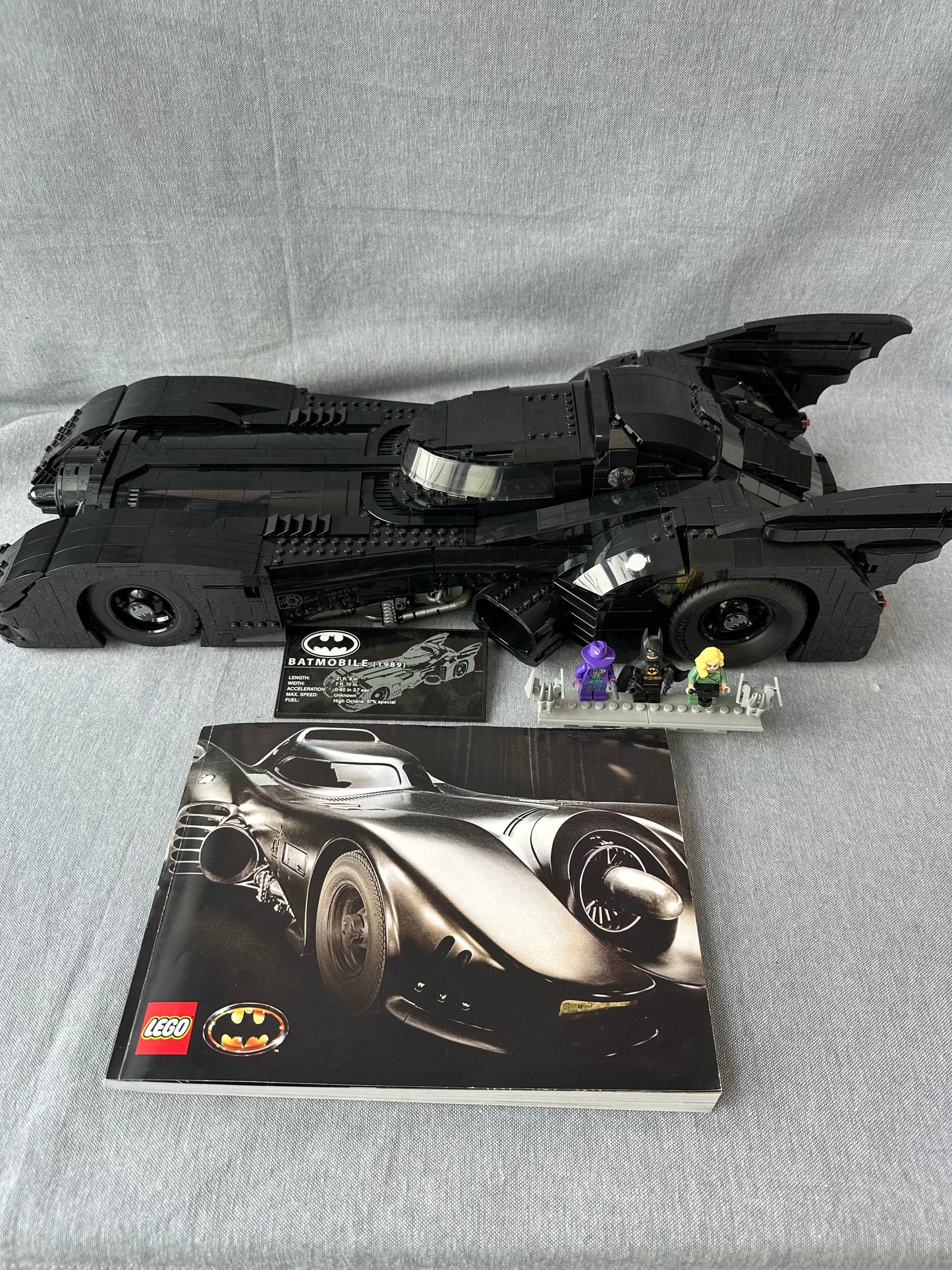 LEGO Batman. 1989 Batmobile. 76139. Used