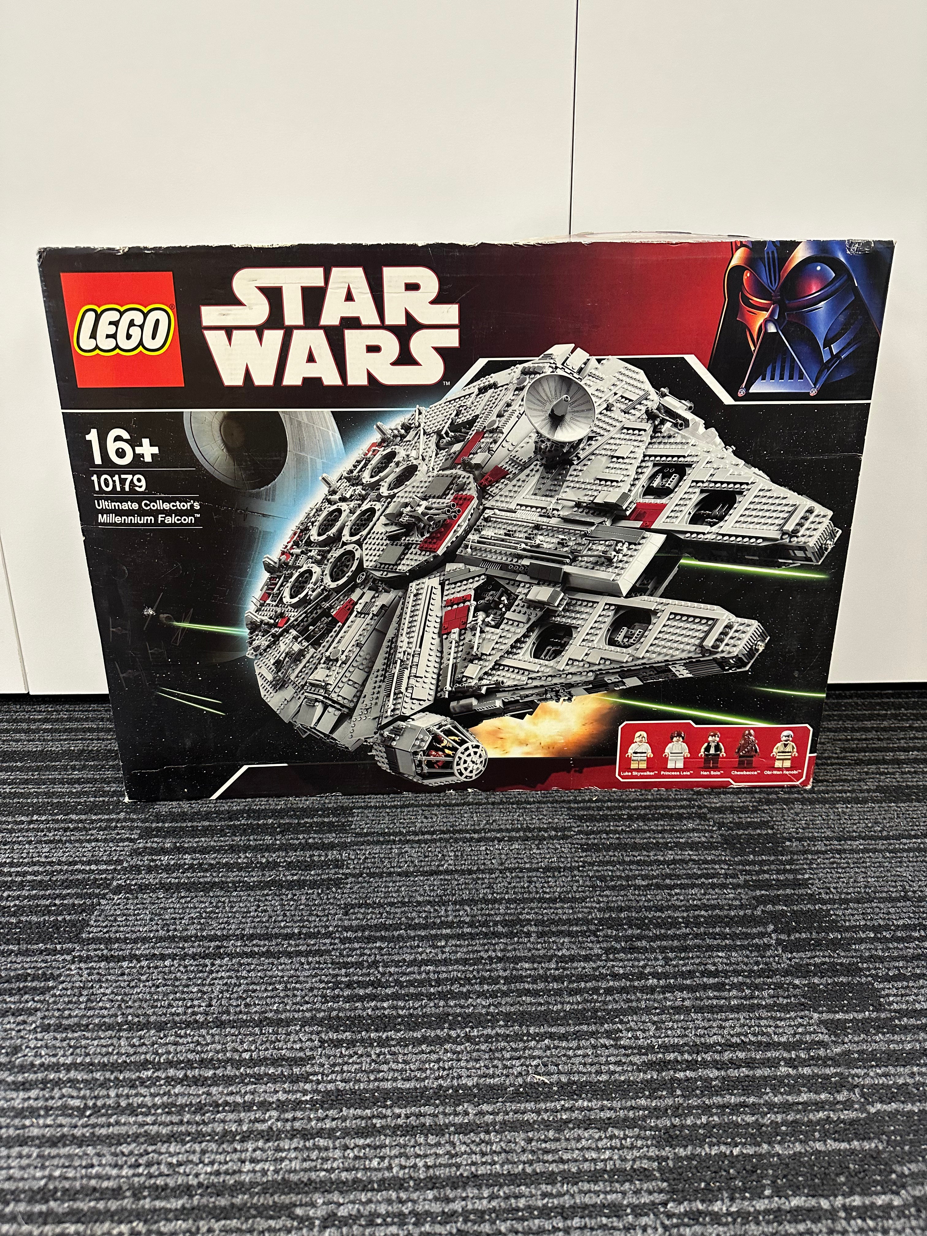 LEGO Star UCS Millennium – Brick Evolution