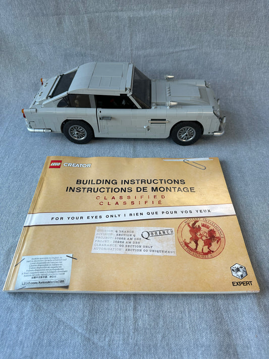 LEGO Creator expert. James Bond Aston Martin DB5. 10262. Used