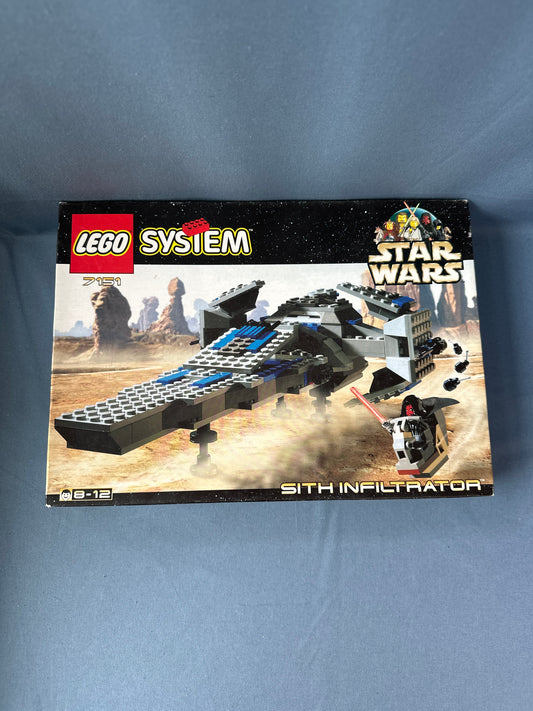 LEGO Star Wars. Sith Infiltrator. 7151