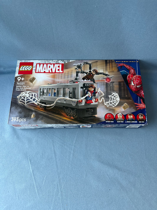 LEGO Super Heroes. Spider Man vs Doc Ock Subway Train Scene. 76321