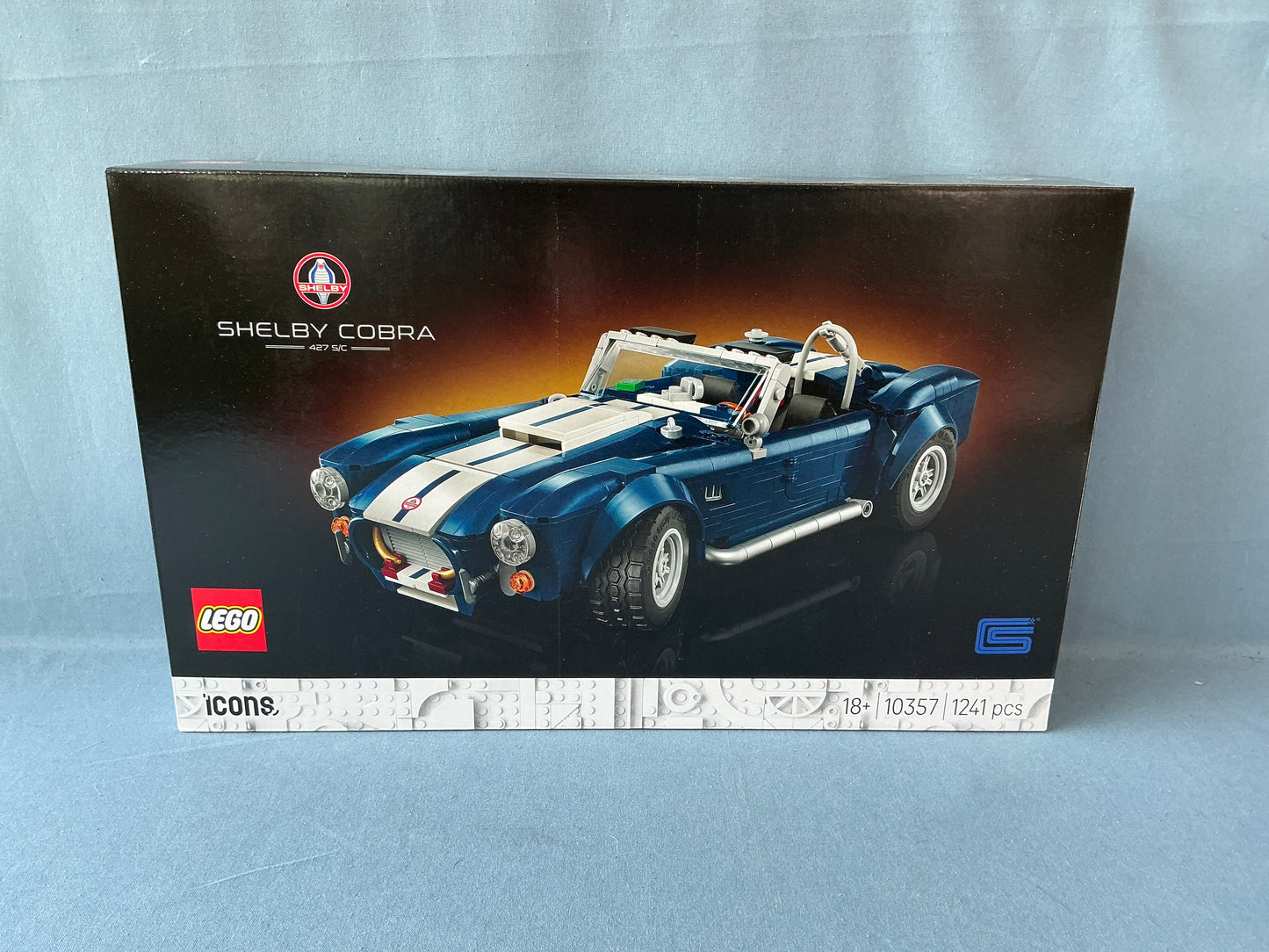 LEGO Icons. Shelby Cobra 427 S/C. 10357