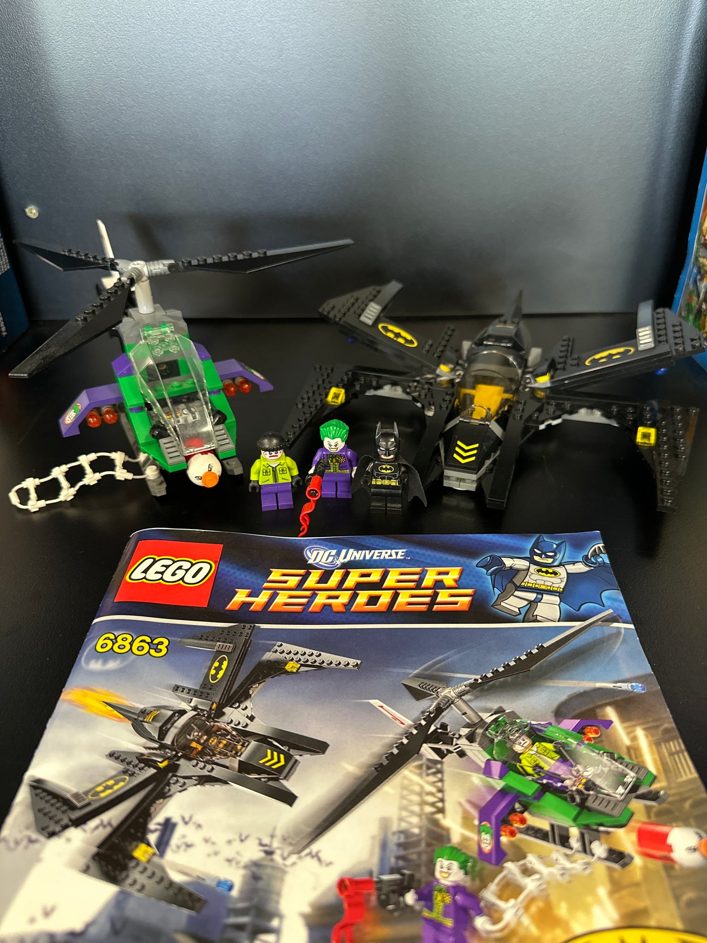 Batwing battle over Gotham City. 6863. Used.