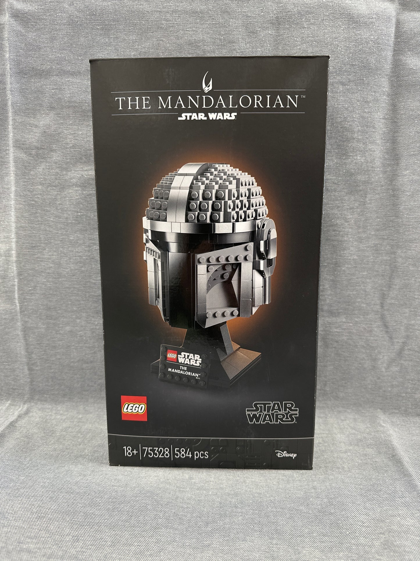 Mandalorian helmet. 75328. New