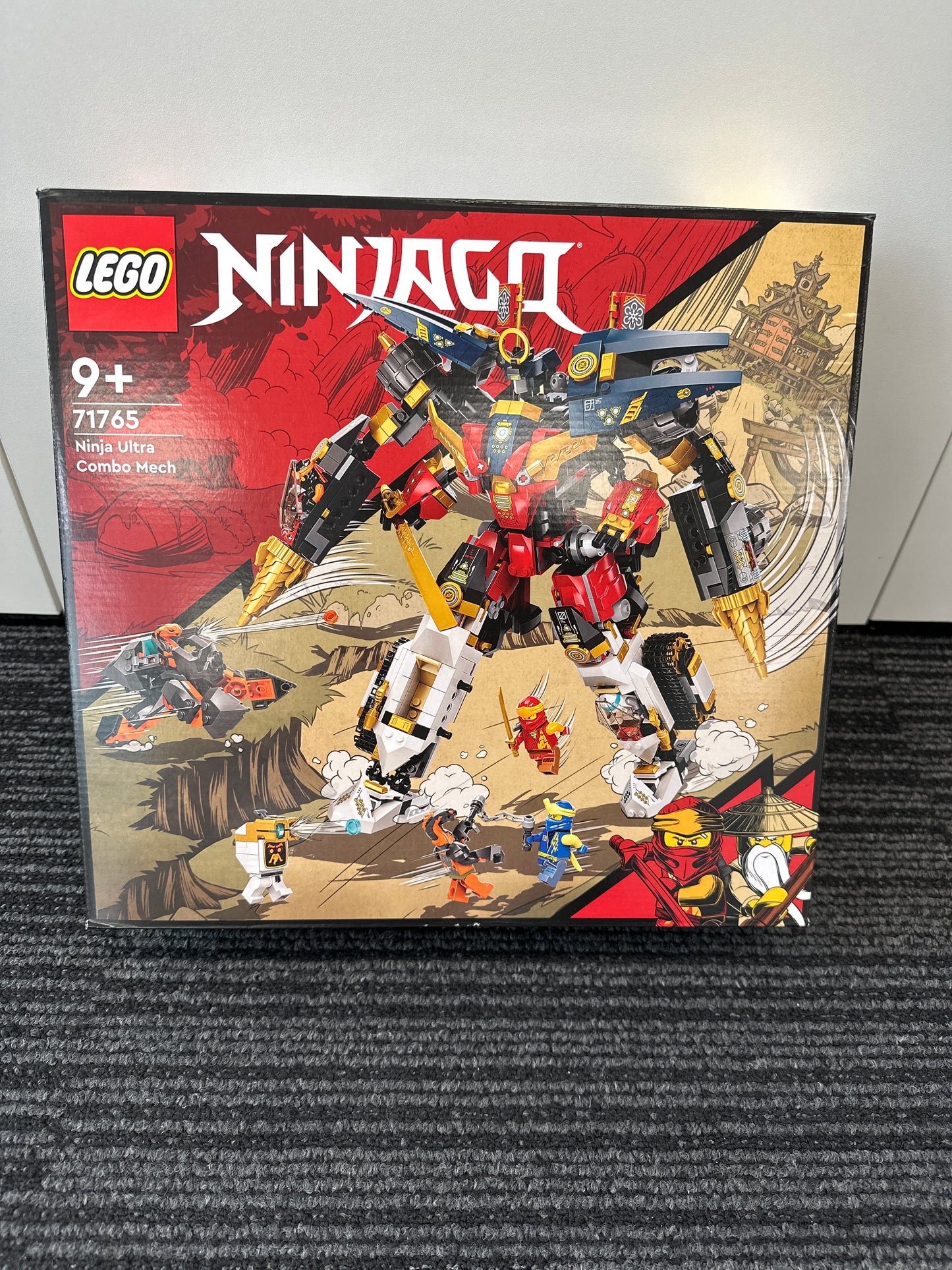 Ninja Ultra Combo Mech. New. 71765