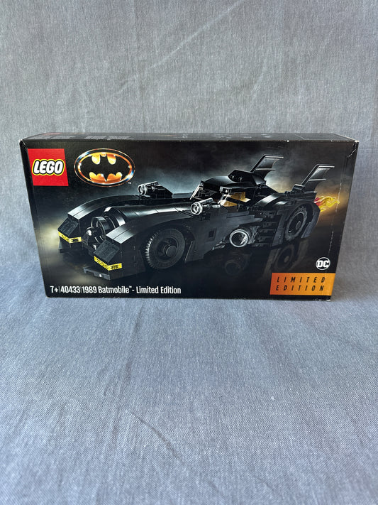 LEGO Batman. 1989 Batmobile limited edition. 40433