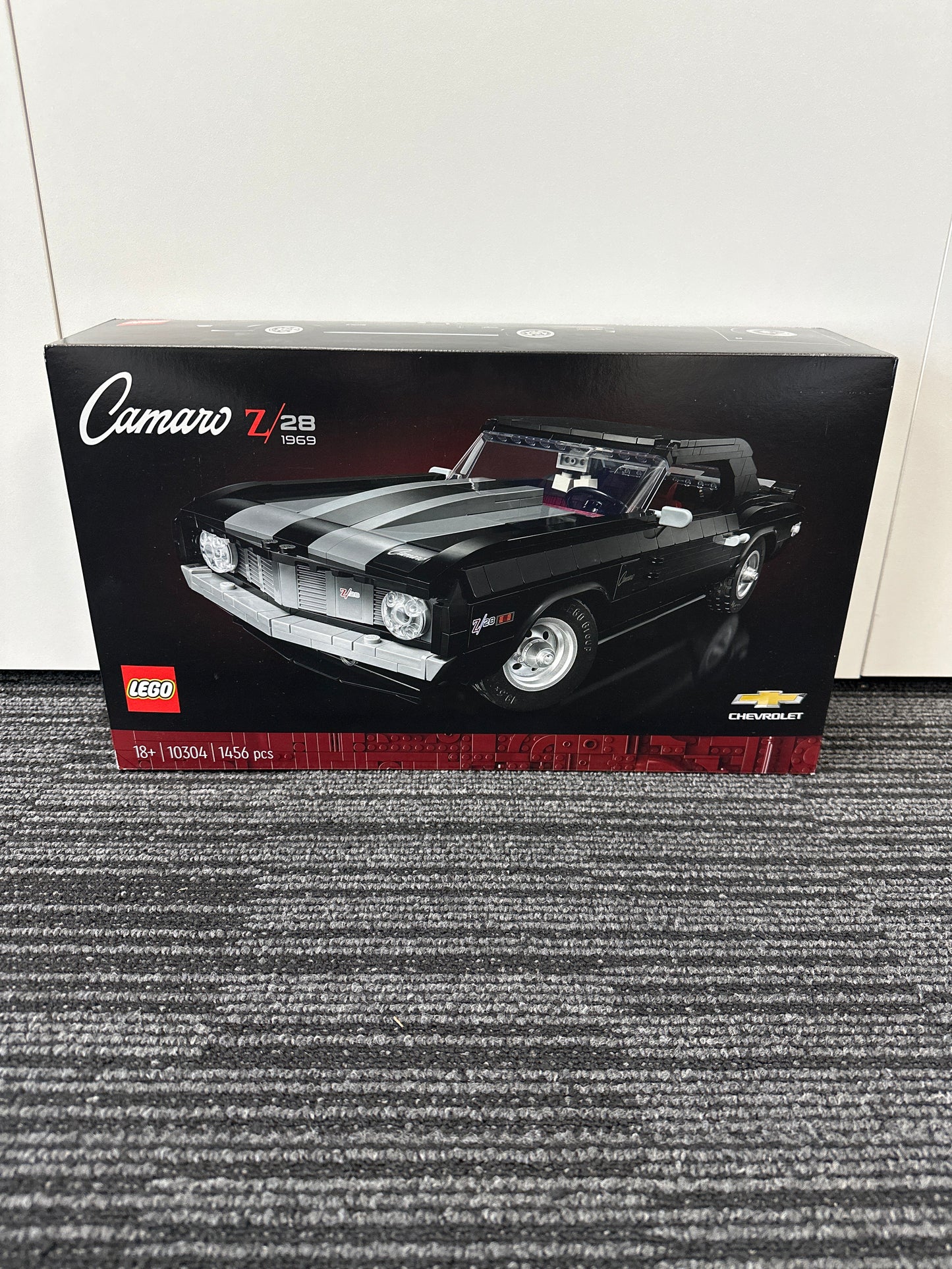 LEGO Creator Expert. Chevrolet Camaro Z28. 10304.
