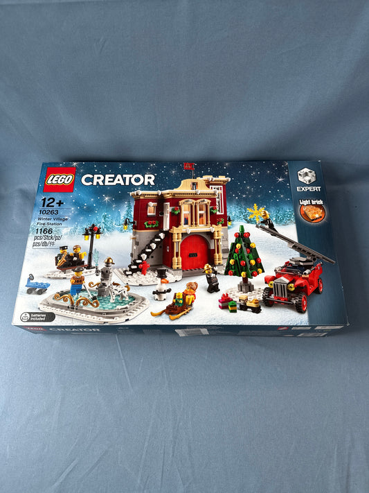 LEGO Creator. Winter Village Fire Station. 10263
