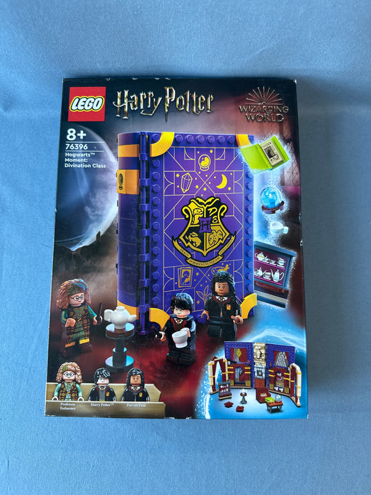LEGO Harry Potter. Hogwarts Moment: Divination Class. 76396
