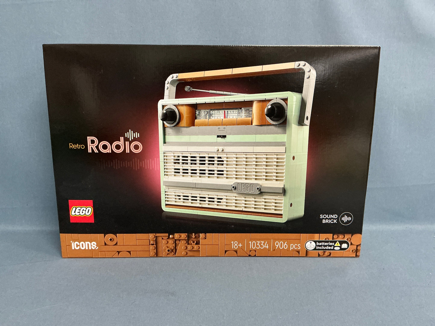 LEGO Icons. Retro Radio. 10334