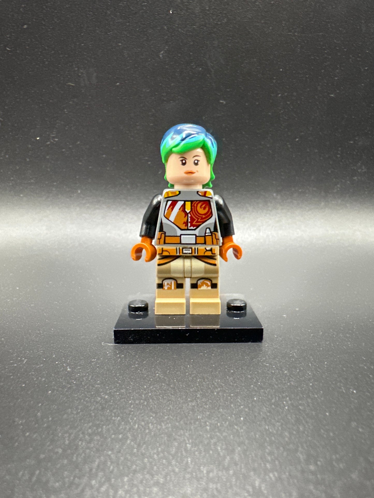 LEGO Star Wars Minifigure. Sabine Wren. sw0742